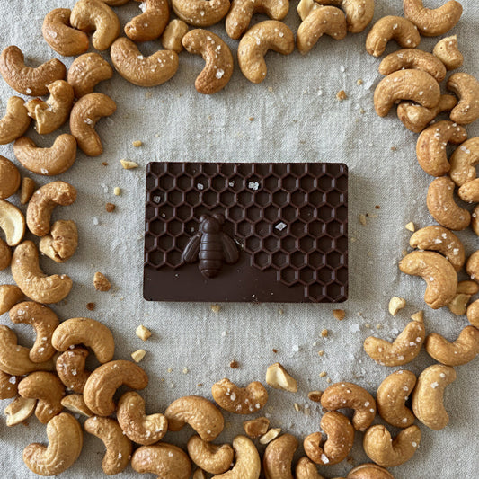Honigschokolade | 70% Kakao | geröstete & gesalzene Cashews