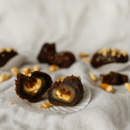 Dattelpraline Erdnusskuss (2 Stück)