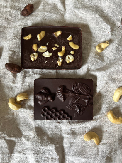 Honigschokolade | 70% Kakao | geröstete & gesalzene Cashews